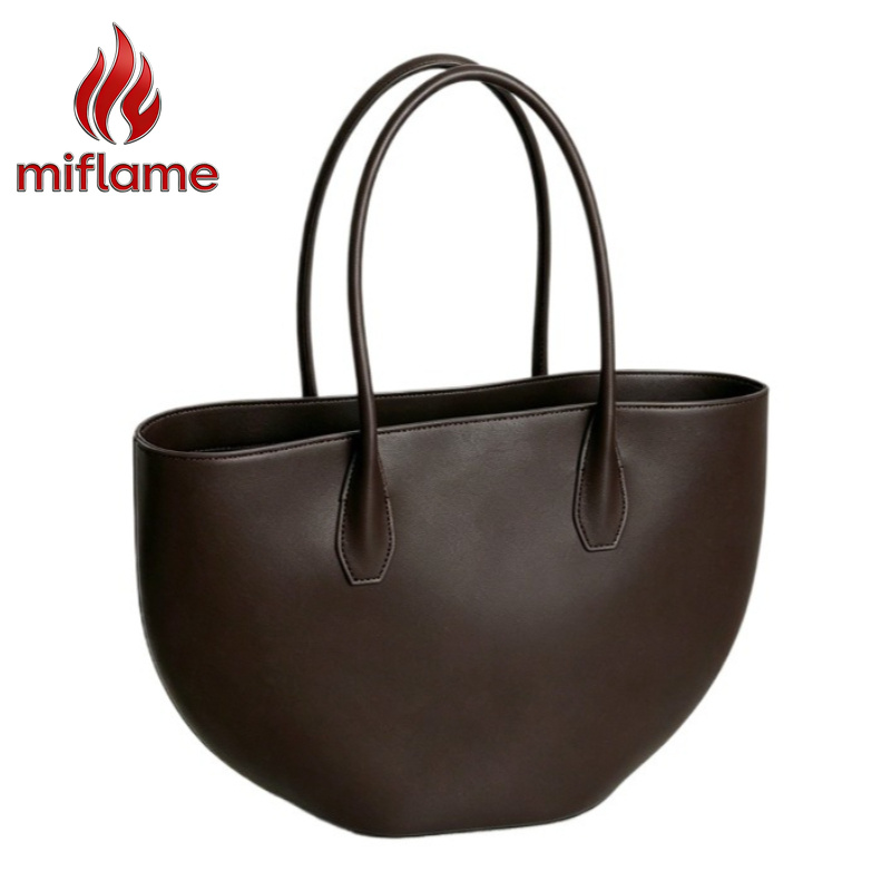 Top Handle Structured - Schoudertas voor dames, luxe halvemaanvormige handtas