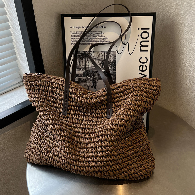 Strogeweven draagtassen Casual - Woven Straw Bag recensie en prijs